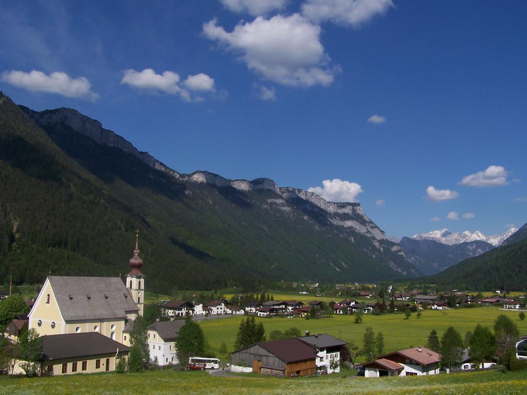 Hotel Tiroler Adler - Bed And Breakfast Waidring Exterior foto